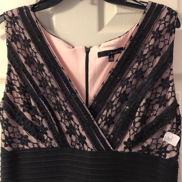 Long formal dress - Picture 4 of 5